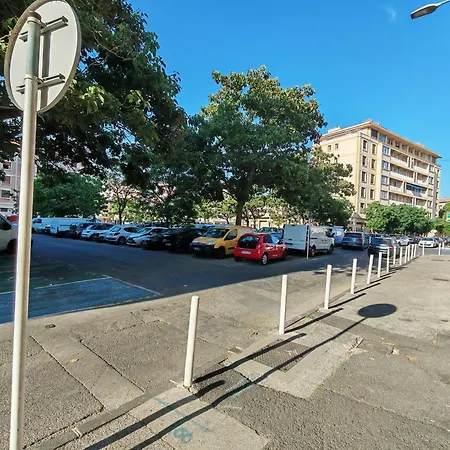 L'escale Du Suffren - Vue Sur Port -